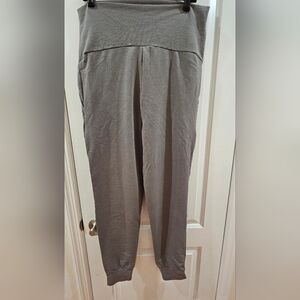 Metarnity Gray Women's Pants